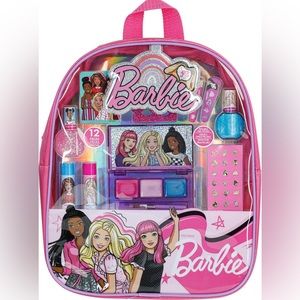 Barbie 12pcs makeover set.